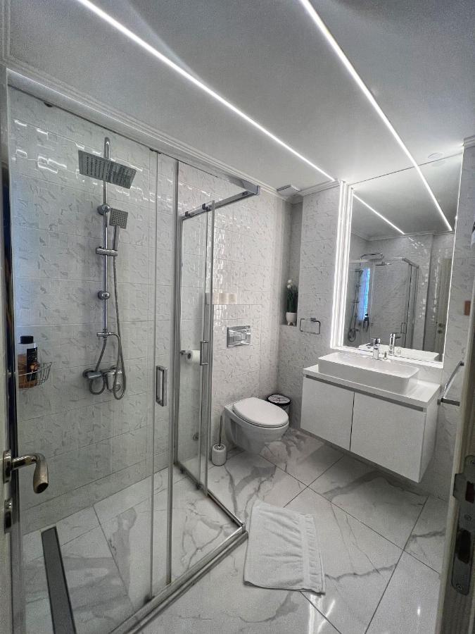 Apartamento Dis Delux Kruševac Exterior foto
